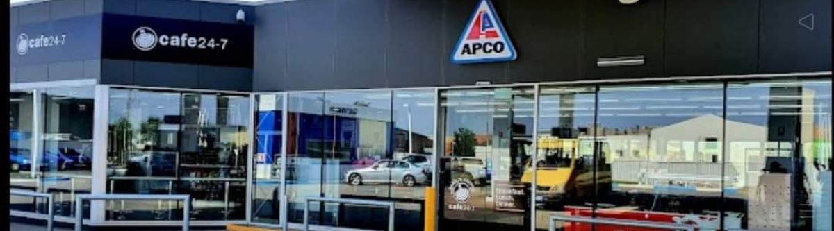 MELBOURNE'S STREET MEETS & GEEDUP KRUZERS AT APCO SERVICE STATION IN THOMASTOWN Cover Image