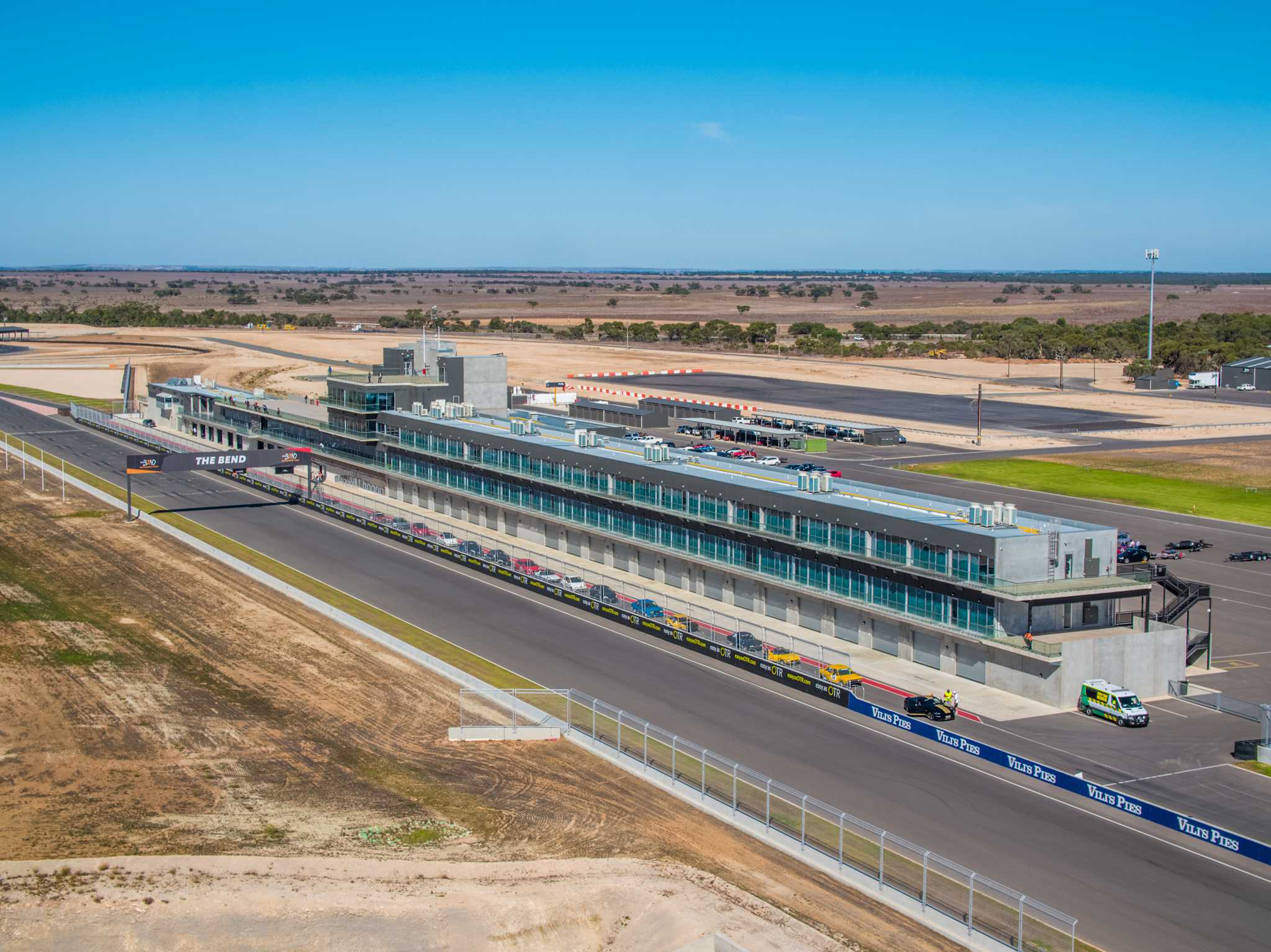 Fiat Nationals Tailem Bend Race track from the ground and above