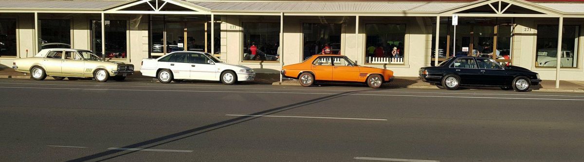 Peter Kittle Holden's Park "n" Pose! (SA) Cover Image