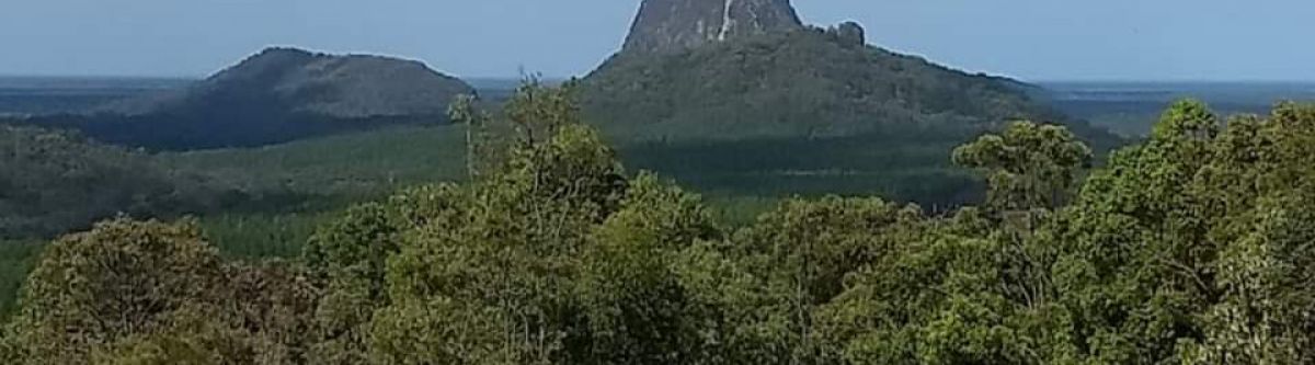 Qld Statesman Owners Cruise hq-wb .Glasshouse mtns lookout (Qld) Cover Image