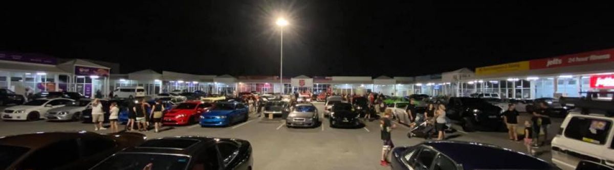 Old crew meet at old pool hall (Qld) Cover Image