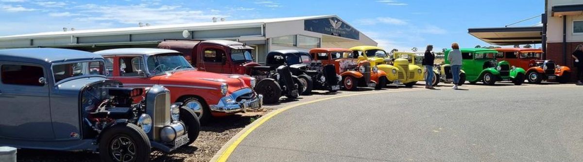 Hot rods around Adelaide and ratpack Anzac day cruise (SA) Cover Image